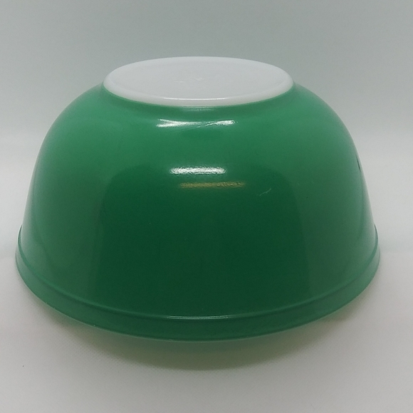 Vintage Pyrex - Picture 3 of 8